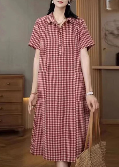 Classic Vintage Dress with a Flattering Fit