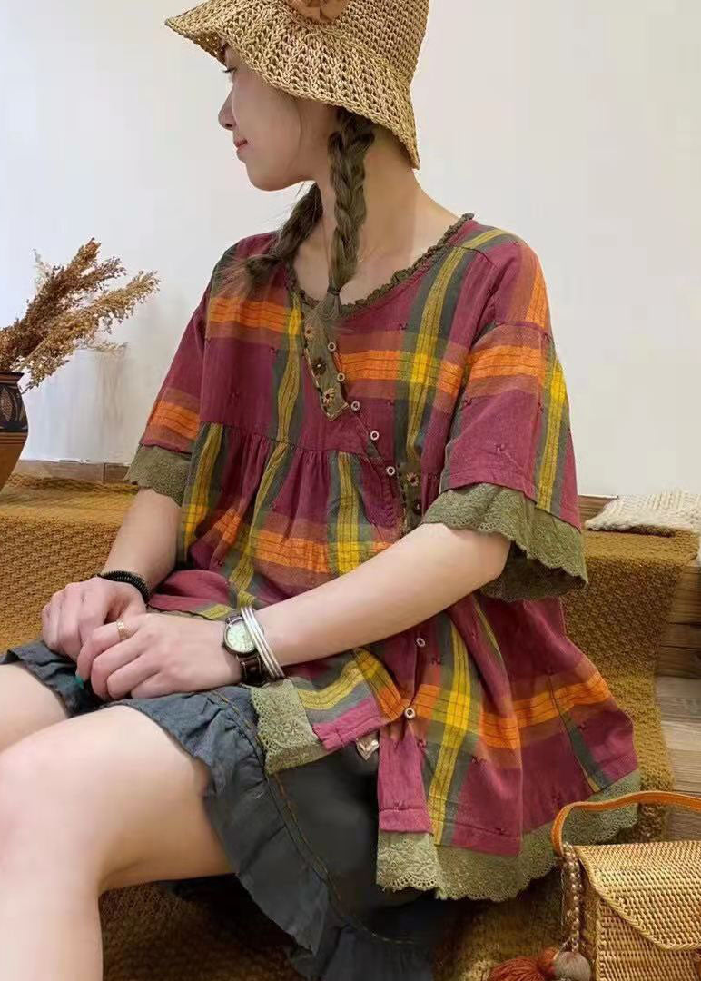 Effortlessly Elegant Top with a Timeless Design
