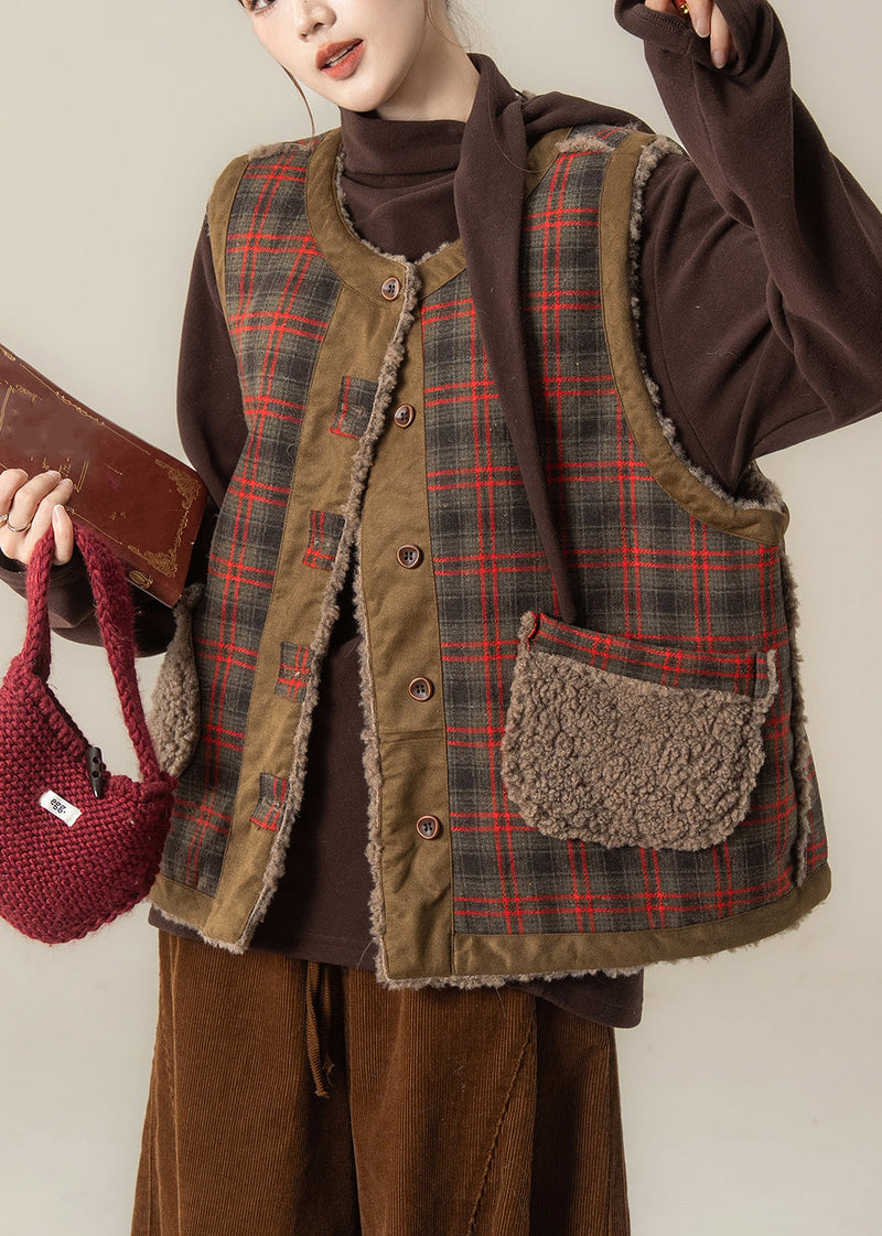 Classic Vintage Coat with a Flattering Fit