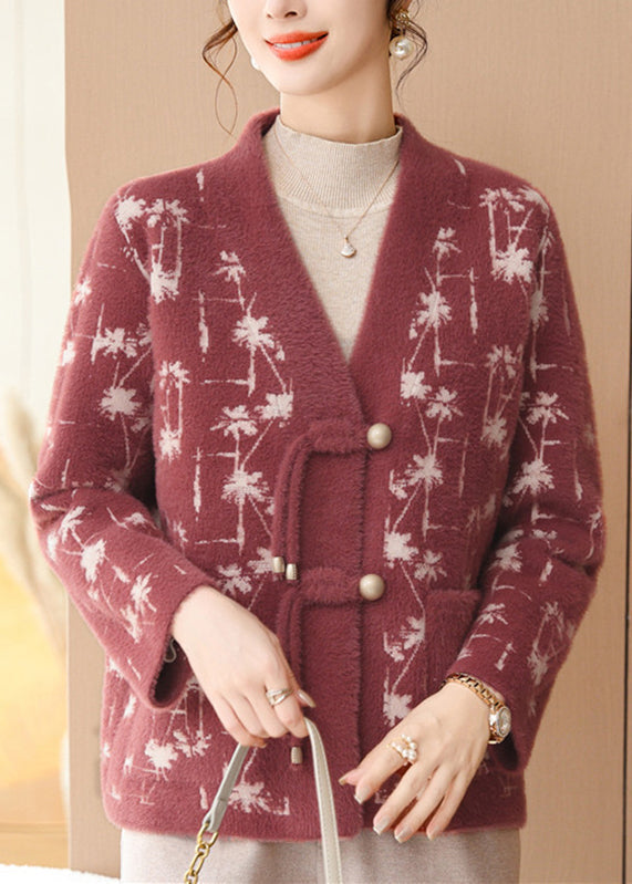 Beautifully Finished Cardigan in a Timeless Design