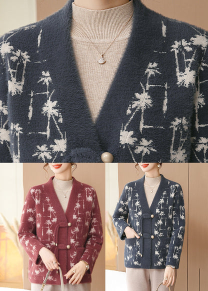 Beautifully Finished Cardigan in a Timeless Design