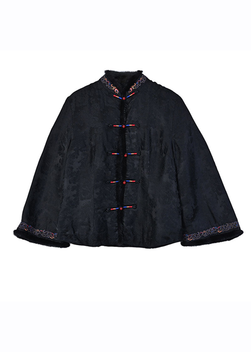 Elegantly Styled Coat for Everyday Wear