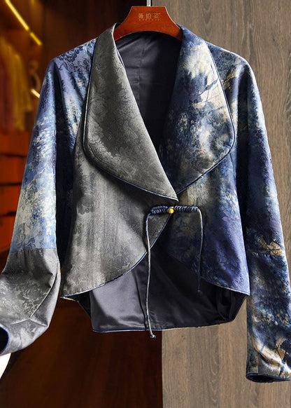 Classic Vintage & Enduringly Stylish Coat