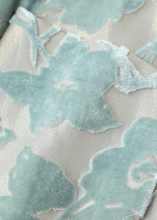 Beautifully Finished Coat in a Timeless Design
