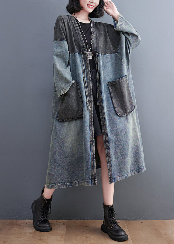 Well Tailored Coat with a Graceful Silhouette