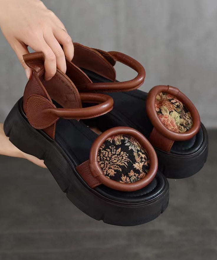 Graceful Orthopedic Sandals for Modern Look