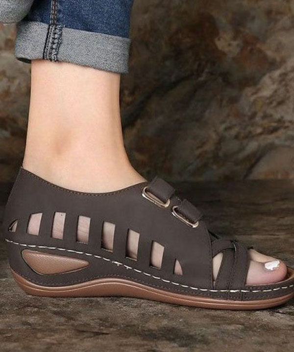 Chic Orthopedic Sandals with Unique Design
