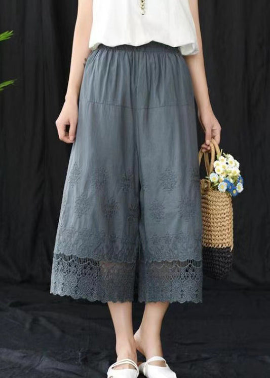 Classic Vintage Pants with a Flattering Fit