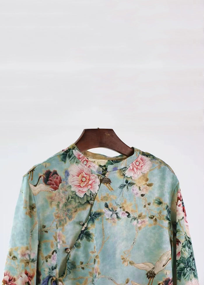 A Vintage Style Shirt with Delicate Timeless Details