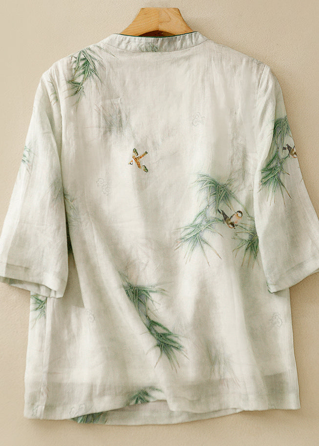 Classic Vintage Shirt with a Flattering Fit
