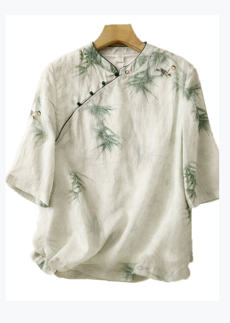 Classic Vintage Shirt with a Flattering Fit