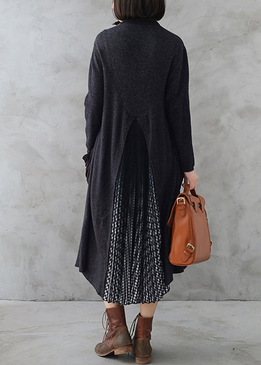 Well Tailored Sweater with a Graceful Silhouette