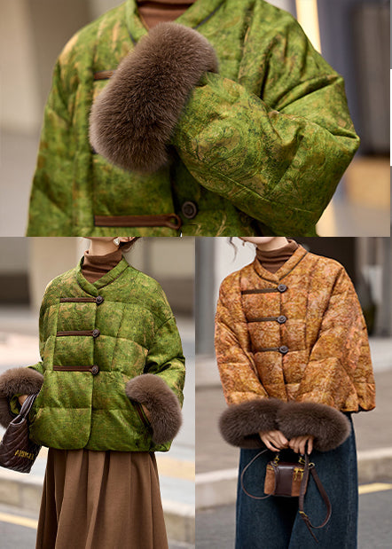 Gracefully Styled Coat for Any Occasion