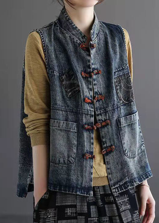 Beautifully Finished Garment in a Timeless Design