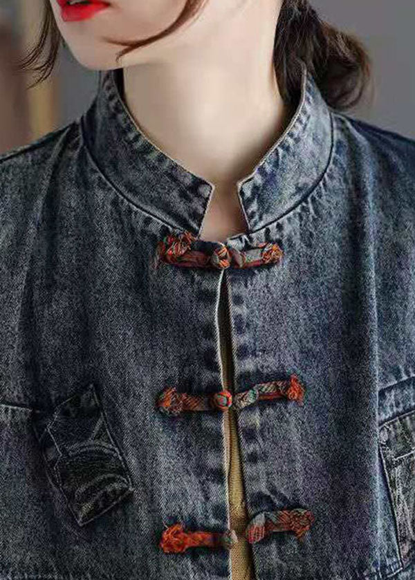Beautifully Finished Garment in a Timeless Design
