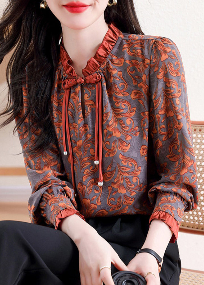 Well Tailored Top with a Graceful Silhouette