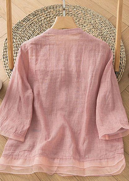 Classic Vintage Shirt with a Flattering Fit