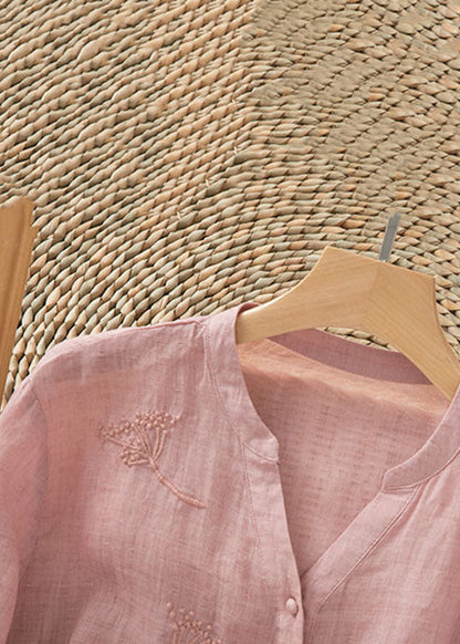 Classic Vintage Shirt with a Flattering Fit
