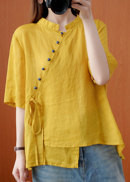 Well Tailored Top with a Graceful Silhouette