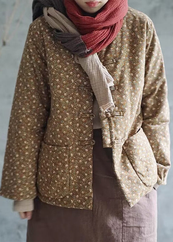 Effortlessly Elegant Coat with a Timeless Design