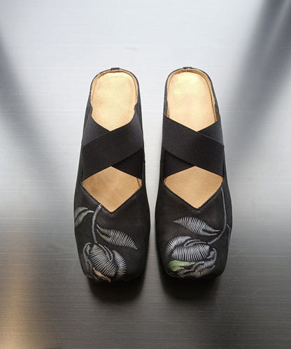 Chic Orthopedic Sandals with Unique Design