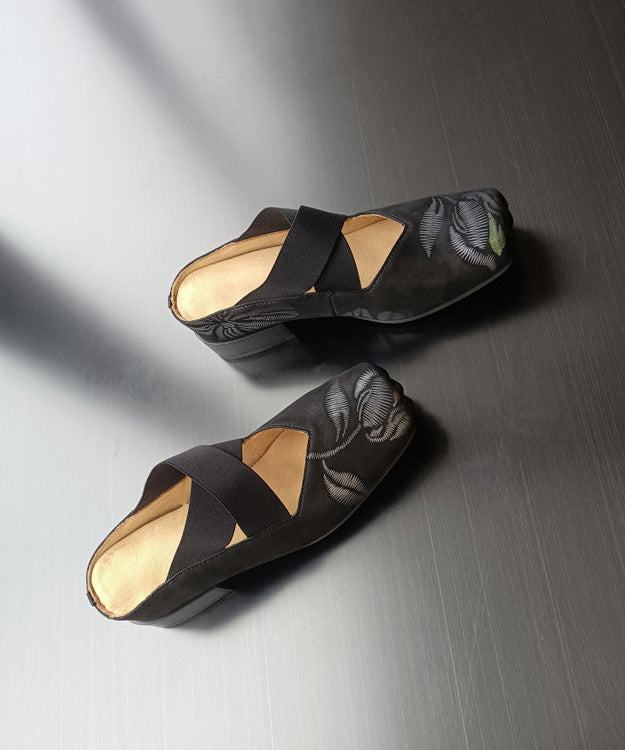 Chic Orthopedic Sandals with Unique Design