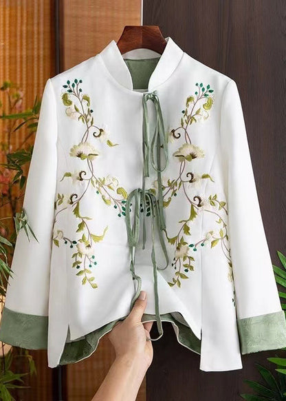 Elegantly Styled Coat for Everyday Wear