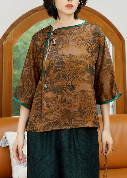 A Vintage Style Top with Delicate Timeless Details