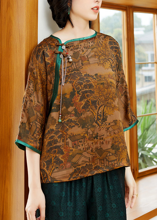 A Vintage Style Top with Delicate Timeless Details