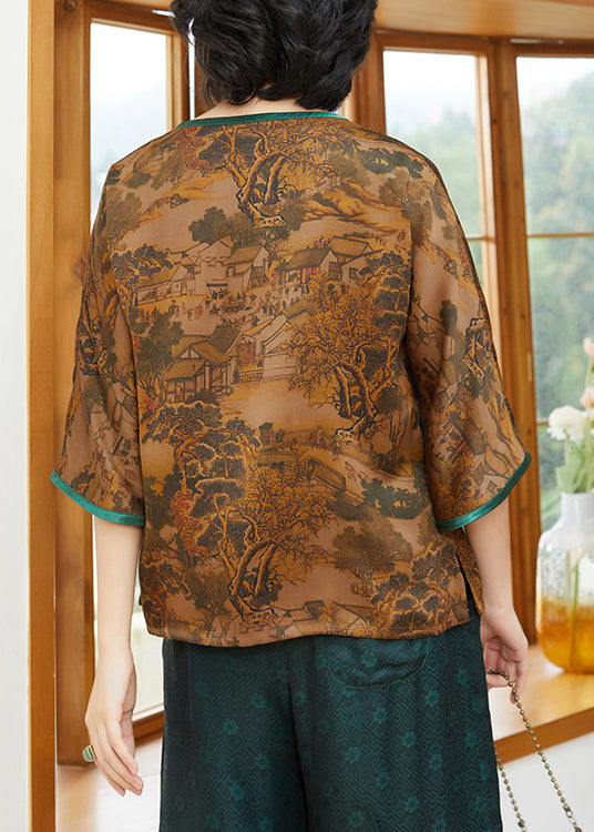 A Vintage Style Top with Delicate Timeless Details