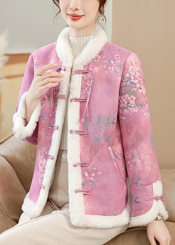 Effortlessly Elegant Coat with a Timeless Design