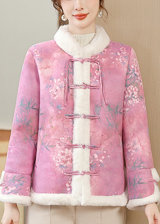 Effortlessly Elegant Coat with a Timeless Design