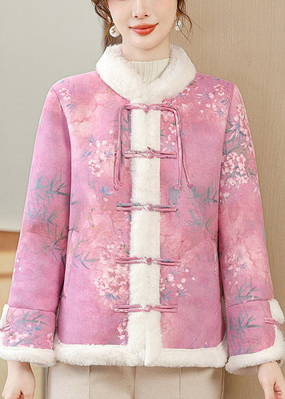 Effortlessly Elegant Coat with a Timeless Design