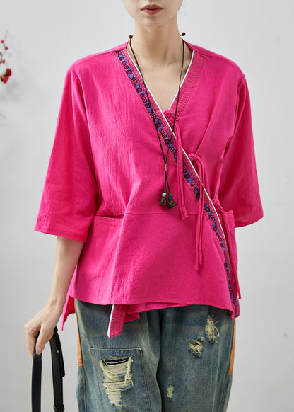 Well Tailored Blouse with a Graceful Silhouette