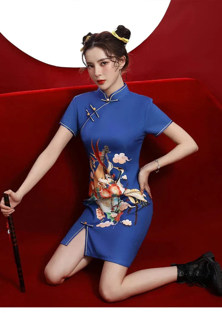 Classic Vintage Dress with a Flattering Fit
