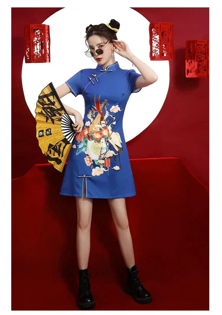 Classic Vintage Dress with a Flattering Fit