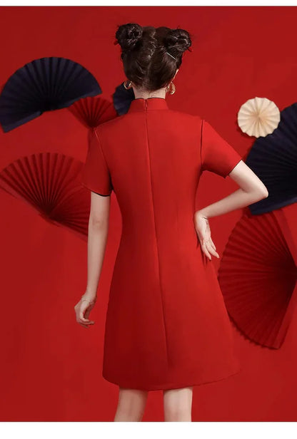 Gracefully Styled Dress for Any Occasion
