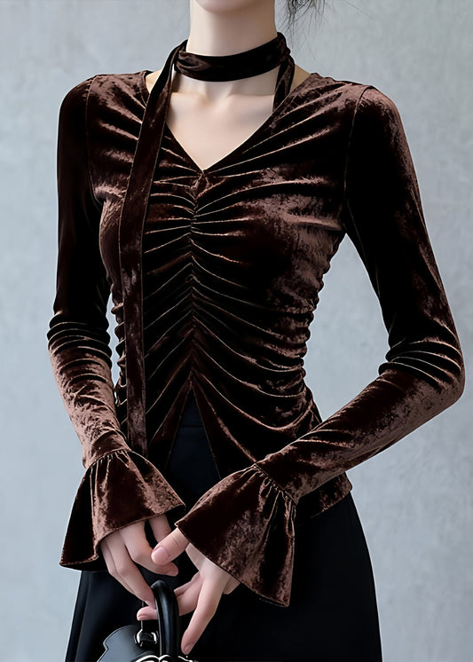 A Vintage Style Top with Delicate Timeless Details