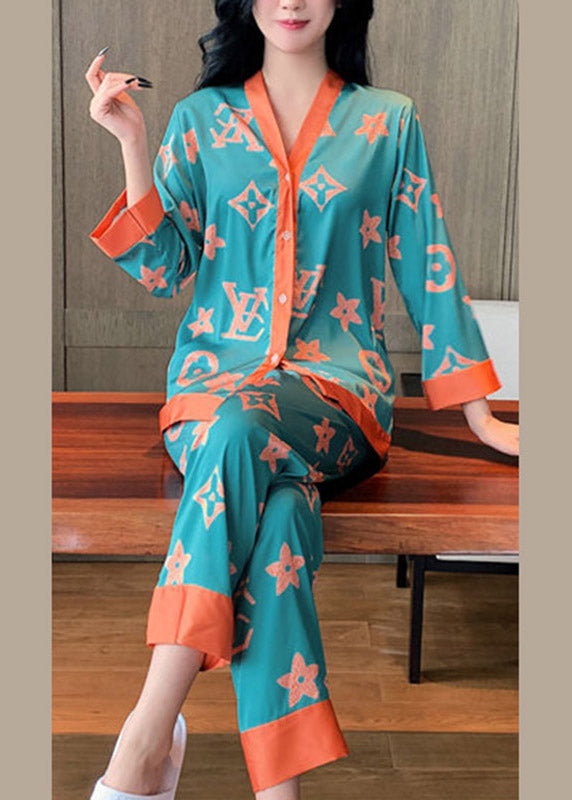 Charming Set for Any Occasion