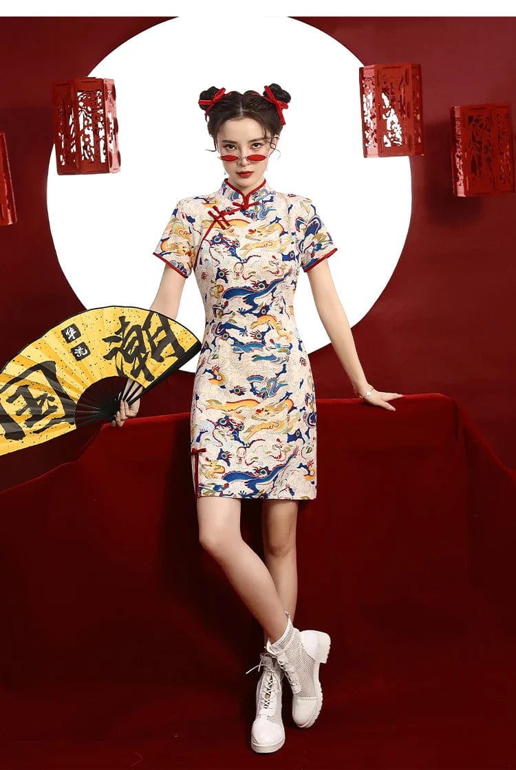 Well Tailored Dress with a Graceful Silhouette