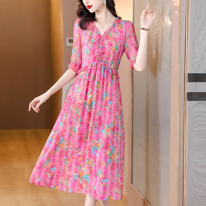 Classic Vintage & Enduringly Stylish Dress