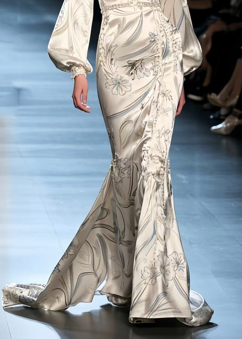 A Vintage Style Dress with Delicate Timeless Details