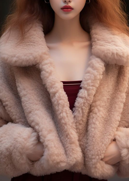 Beautifully Finished Coat in a Timeless Design