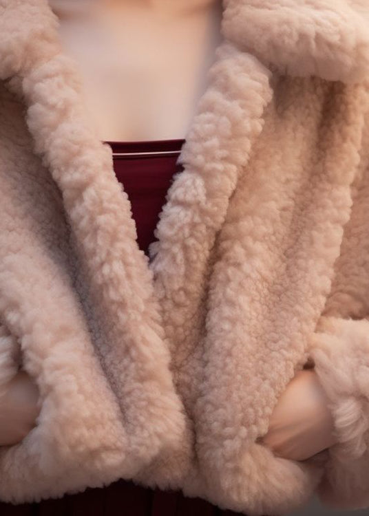 Beautifully Finished Coat in a Timeless Design