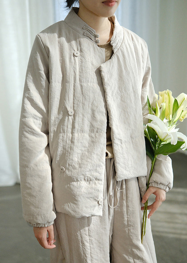 Elegantly Styled Coat for Everyday Wear