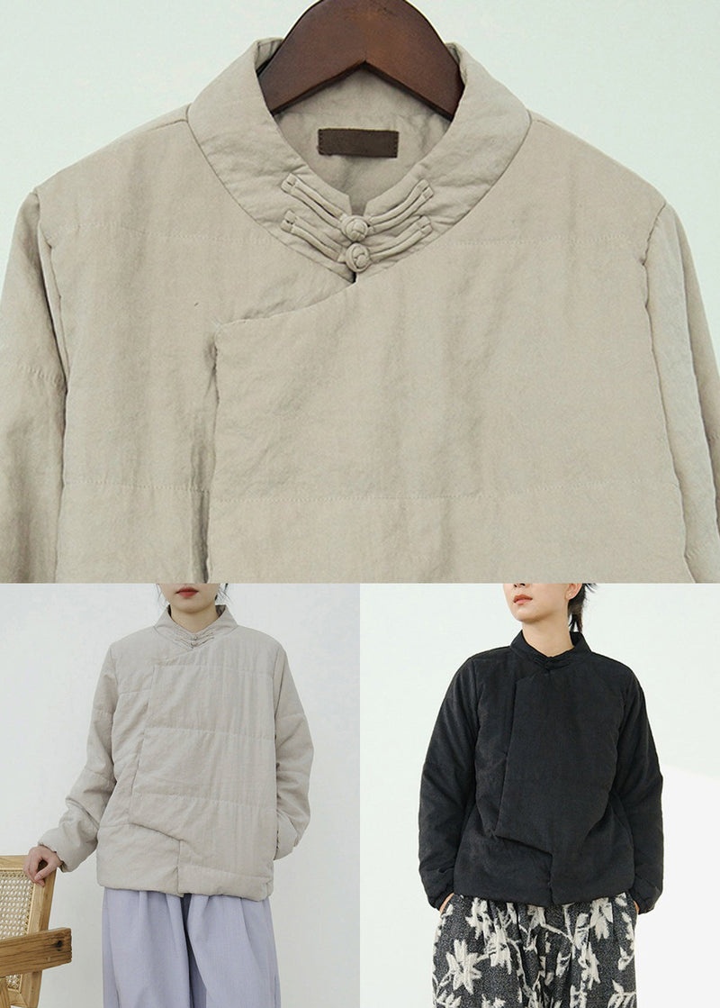 Elegantly Styled Coat for Everyday Wear