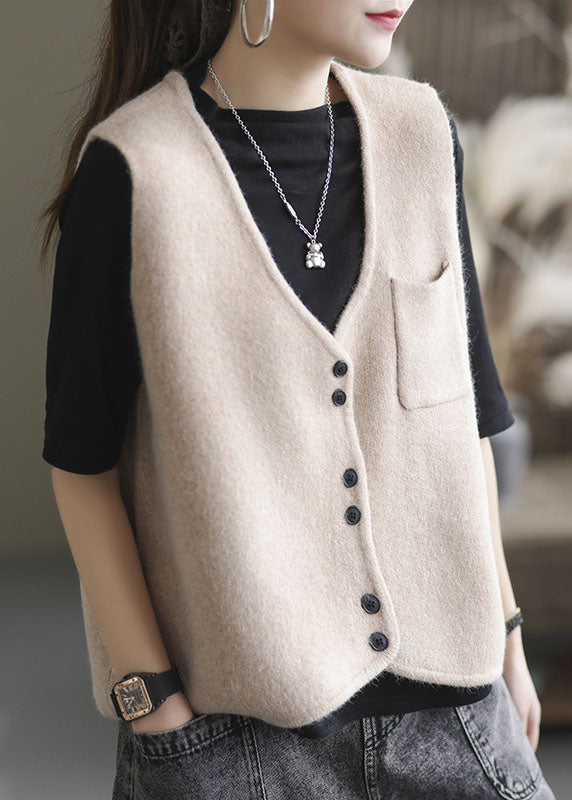 Beautifully Crafted Top in a Classic Style