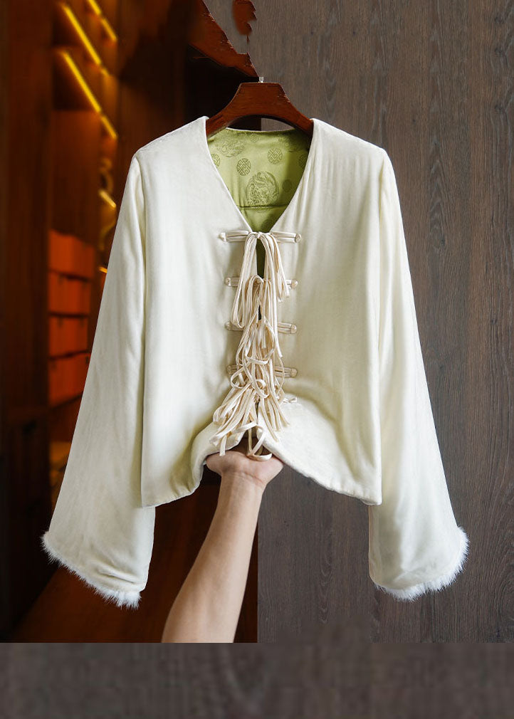 Classic Vintage Jacket with a Flattering Fit