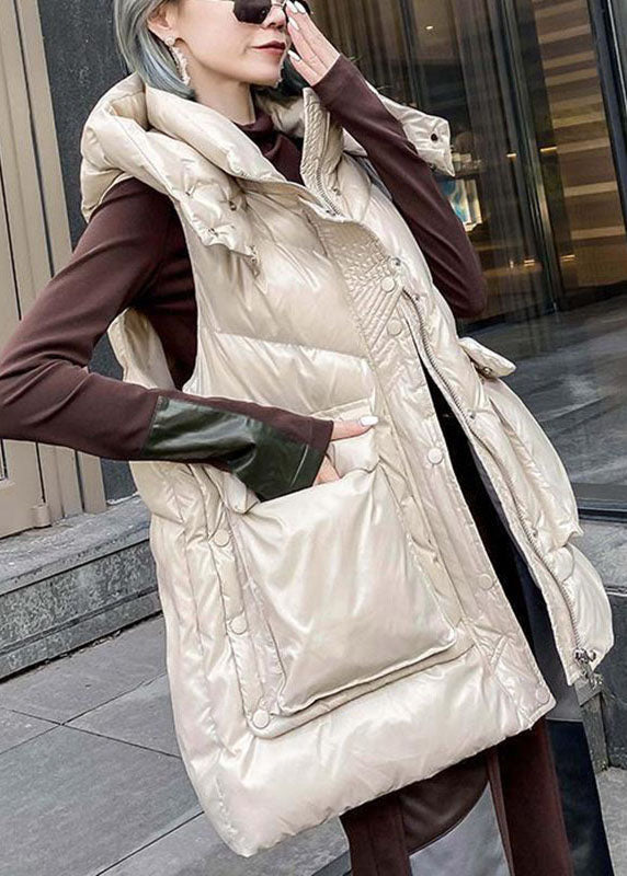 Sophisticated Garment with a Clean Classic Look