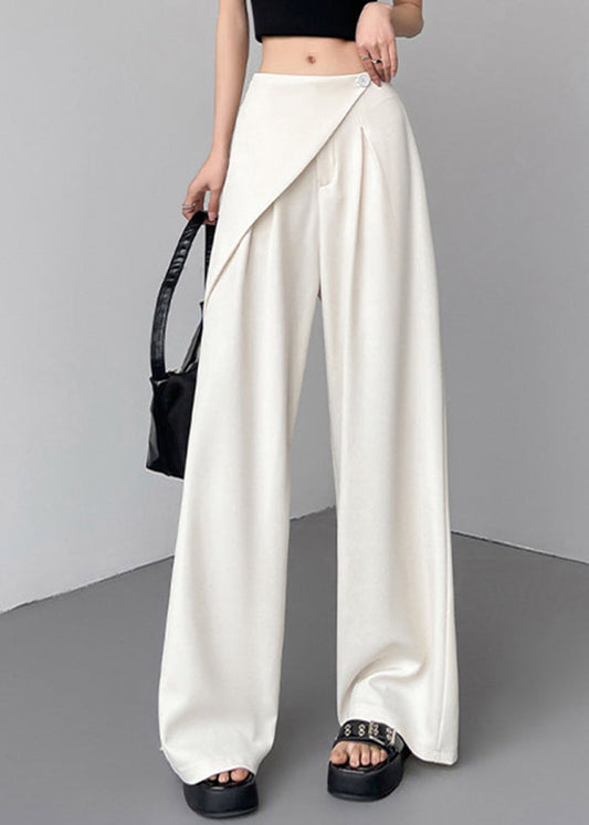 Well Tailored Pants with a Graceful Silhouette